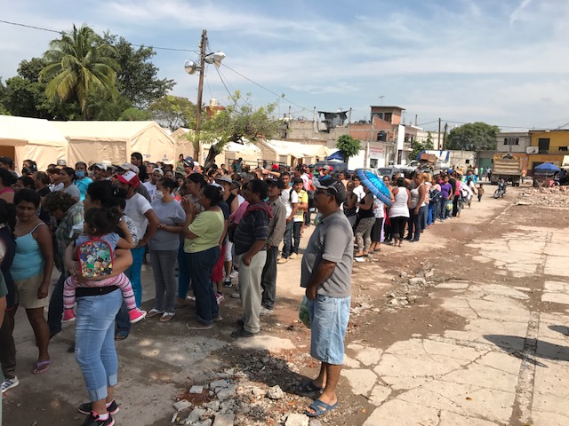 Todos unidos por México.
